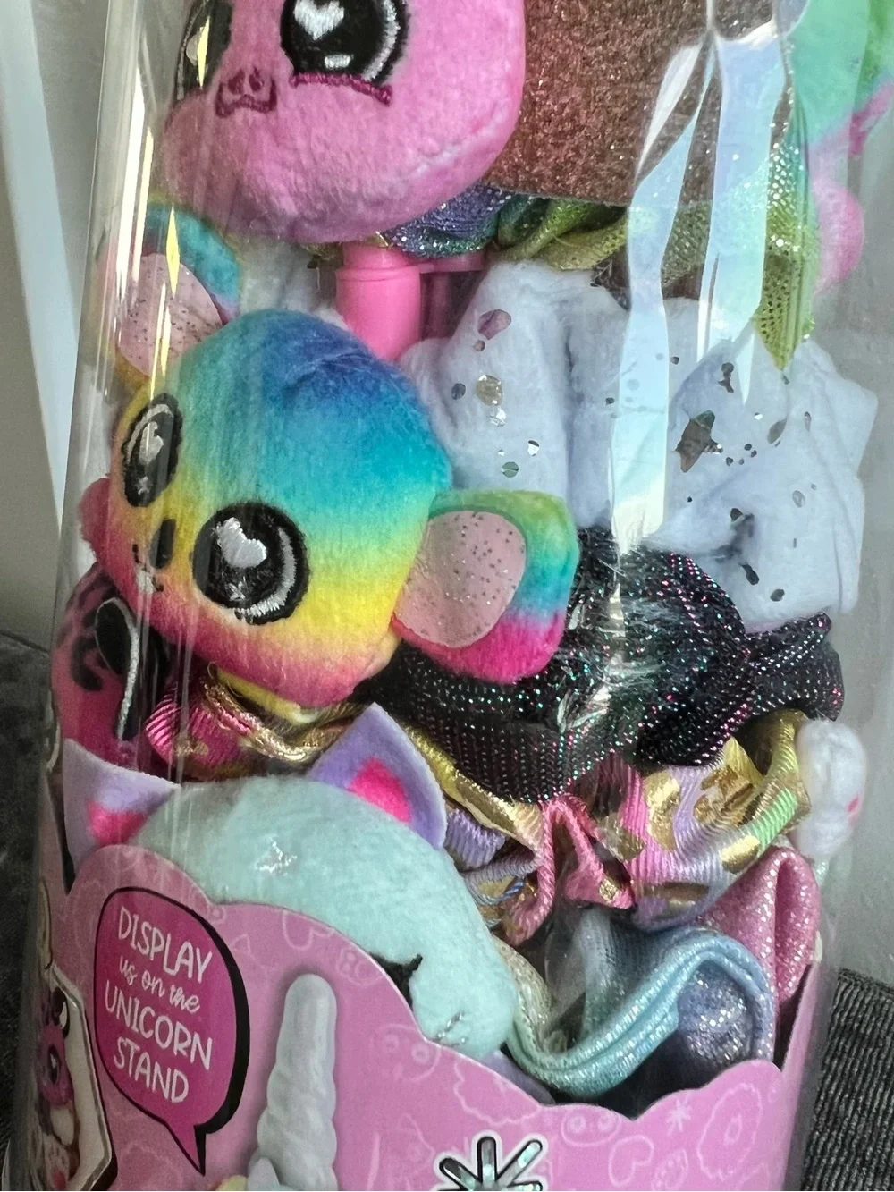 NWT ScrunchMiez Shimmer Series 7 Pack Super Set With Unicorn Display Stand